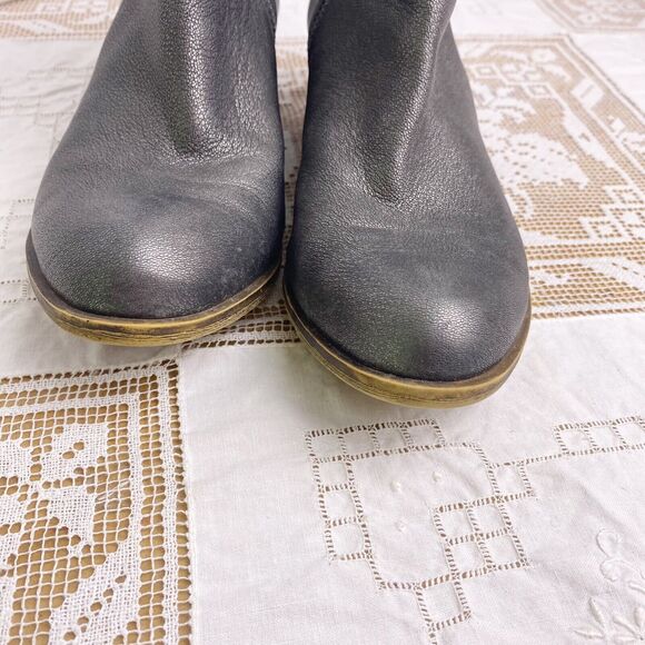 Lucky Brand Bartalino Bootie Pewter Western Ankle Boots Size 6.5 - Picture 4 of 11